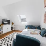 Appartement Service Studio Au Coeur Du 19E - 2P