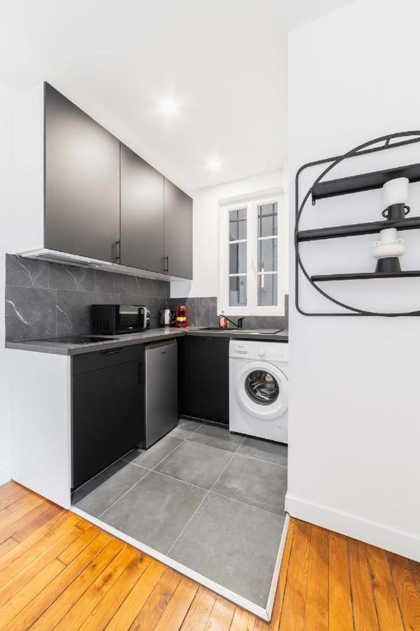 Service Au Coeur Du 19e - 2p Appartement Parijs